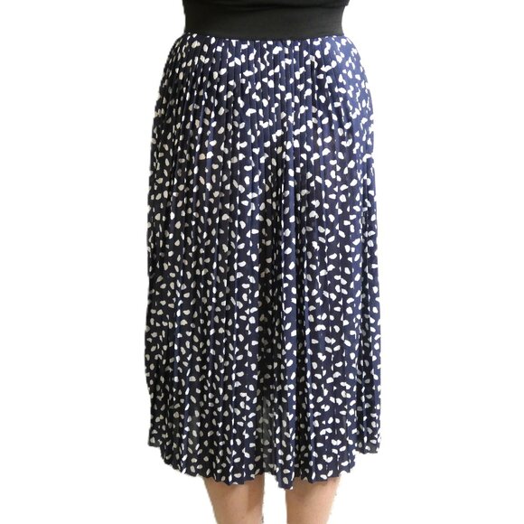 Lipsy London Navy Blue SKIRT Size 4 Midi Pleated Wide Waistband Gorgeous Posh - Picture 3 of 11